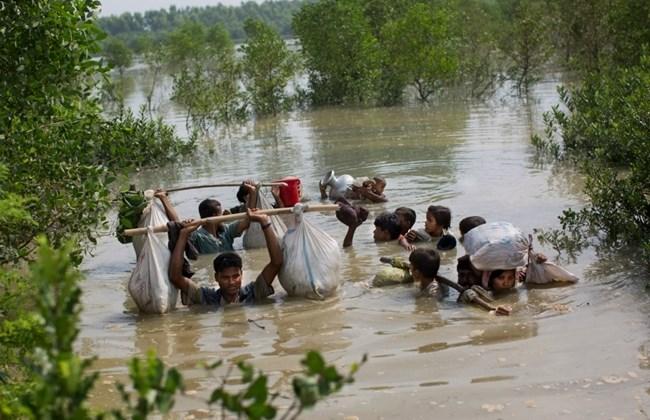 Inna Lillahi! Sudah 270.000 Muslim Rohingya Mengungsi Akibat Kebiadaban Militer Myanmar 