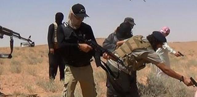 Islamic State (IS) Serang Barak Militer di Mosul tewaskan 13 Milisi Syi'ah Irak 