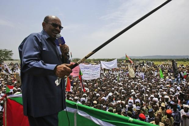 Presiden Sudan Omar Al Bashir Tolar Seruan Mundur dari Para Demonstran