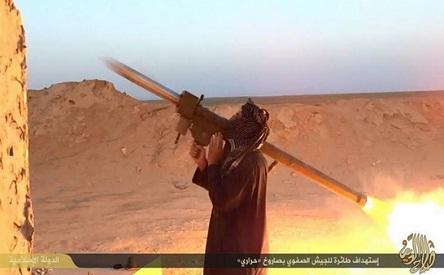 Islamic State (IS)Tembak Jatuh Sebuah Helikopter Militer Syi'ah Irak di Barat Mosul