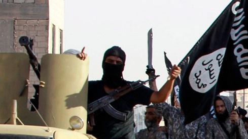 Daulah Islam (IS) Bom Bandara Mosul dan 2 Pangkalan Militer di Tel Afar