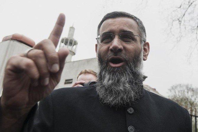 Ulama Terkemuka Inggris Syaikh Anjem Choudary Dibebaskan dari Penjara