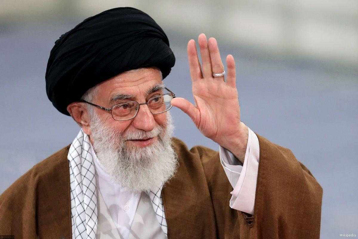 Sekutu Dekat Ayatola Ali Kamenei Ancam Bunuh Presiden Syi'ah Iran Hassan Rouhani