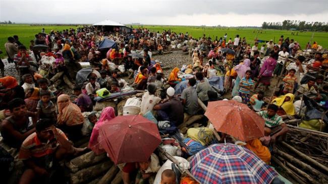 Hampir 90.000 Muslim Rohingya Menyebrang Ke Bangladesh Menyusul Tindakan Keras Militer Myanmar