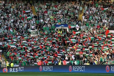 Ribuan Fans Celtic Kibarkan Bendera Palestina Saat Pertandingan Lawan Klub Bola Israel