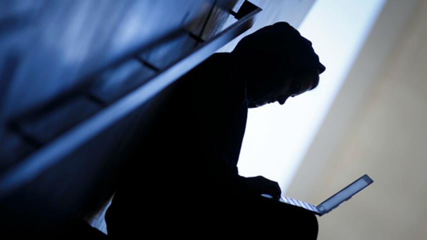 Para Hacker Lakukan Upaya Baru untuk Retas Komputer-komputer Pemerintah Saudi
