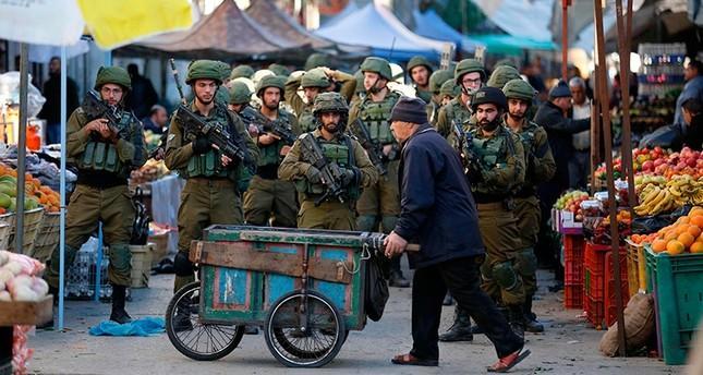 Seorang Komandan Tentara Israel Tercyduk Mencuri Apel Milik Pedagang Palestina 