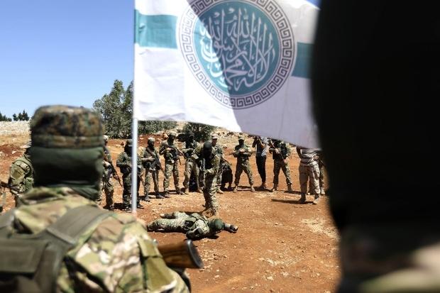 Turki Susun Rencana Keluarkan Pejuang Oposisi dari Idlib Suriah