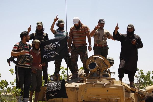 Rusia: 50 Pejuang Jabhat Al-Nusrah Menyebrang dari Wilayah Turki ke Suriah