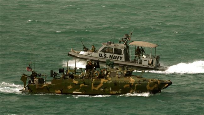 Iran Tawan 10 Pelaut dan 2 Kapal Angkatan Laut AS