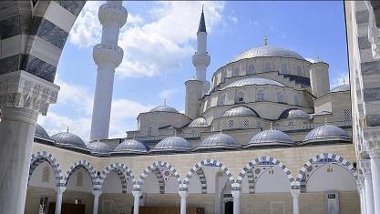 Turki Rampungkan Pembangunan Masjid Terbesar di Kyrgyztan dan Asia Tengah