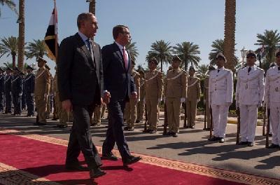 Menteri Pertahanan AS Lakukan Kunjungan Tiba-tiba ke Irak untuk Bahas Perang Lawan IS