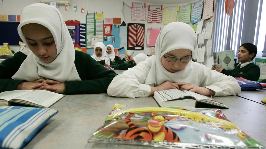 Austria Berencana Larang Gadis Muslimah Berusia 10 Tahun ke Bawah Kenakan Jilbab