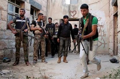 Pejuang Oposisi Suriah dan Pasukan Pro-Assad Terlibat Pertempuran Intens di Daraa