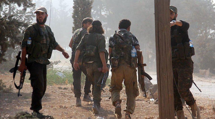 Ribuan Pejuang Oposisi Bersenjata Berat Sedang Persiapkan Serangan di Hama dan Aleppo