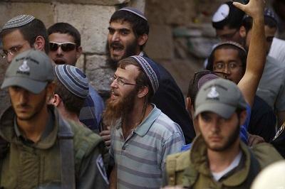 Dibawah Perlindungan Pasukan Zionis Israel 385 Ekstrimis Yahudi Serbu Komplek Masjid Al-Aqsa