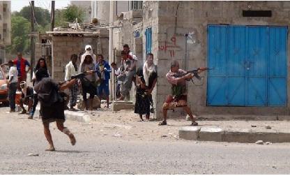 33 Tewas dalam Bentrokan Terbaru antara Syi'ah Houtsi dan Loyalis Pemerintah di Yaman