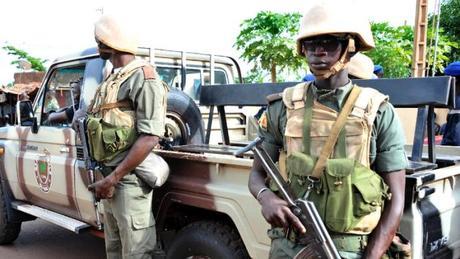 3 Polisi Tewas dalam Serangan Mujahidin di Pusat Mali
