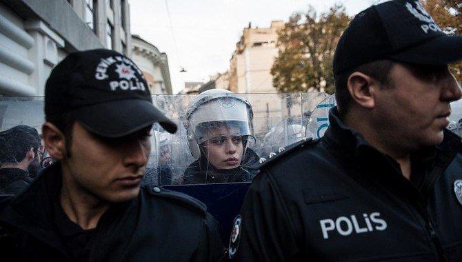 Jaksa Turki Perintahkan Penahanan 100 Tentara yang Diduga Terkait dengan Fetullah Gulen