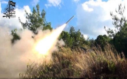KTJ Lancarkan Serangan Roket ke Pangkalan Udara Rezim Assad dan Kafir Rusia di Latakia