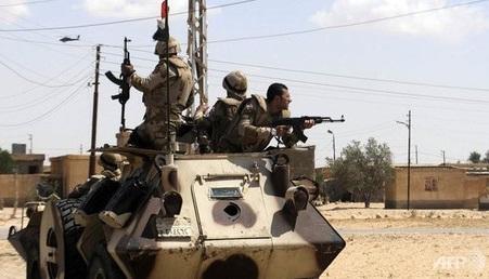 Militer Mesir Klaim Bunuh atau Lukai 140 Jihadis dalam Serangan Udara di Semenanjung Sinai