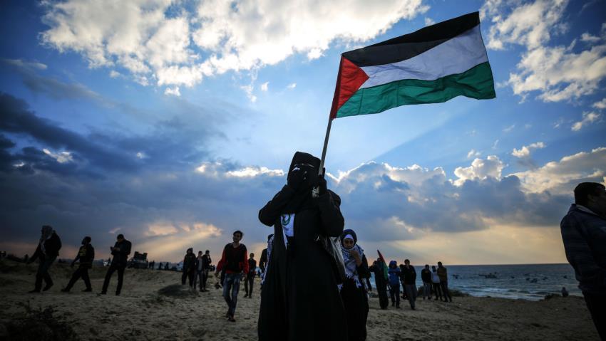 Pasukan Zionis Israel Tembak Mati Demonstran Wanita Palestina di Perbatasan Gaza