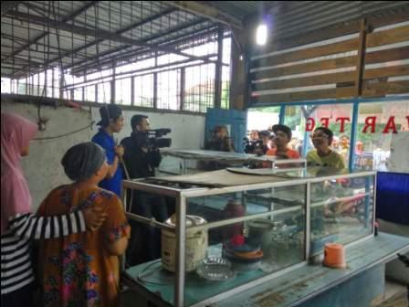 Syuting dan Makan Siang di Warung Makan Saeni, Artis Ruben Onsu Lecehkan Warga Banten