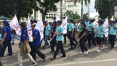 Serikat Buruh dari Medan Lakukan Aksi Protes dengan Jalan Kaki ke Jakarta