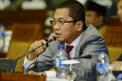Mendagri Seharusnya Sudah Berhentikan Ahok sebagai Gubernur DKI Jakarta karena Status Terdakwa