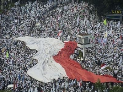 LBH Jakarta Minta Polri Cabut Maklumat Pelarangan Aksi Super Damai Bela Islam