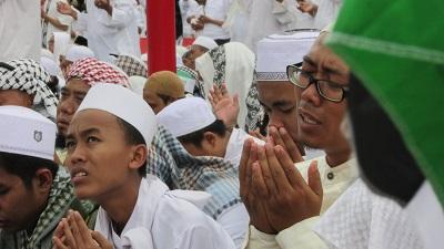 Rasa Haru dan Semangat Perjuangan Agama di Reuni 212