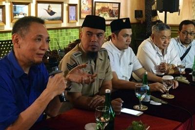 Didiamkan akan Liar, Etnis Cina Muslim Ini Minta Pelaku Penghina Gubernur NTB segera Diproses