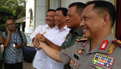 Polri, BIN, dan TNI Buat Riuh Politik? Pengamat: Genting, Jokowi harus Bertindak