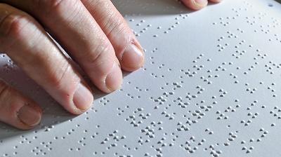 Janji Prabowo-Sandi: Cetak Uang Braille
