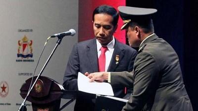 Teks Pidato Jokowi untuk Menjawab Melemahnya Ekonomi Baiknya Disiapkan
