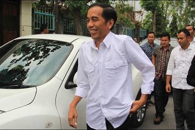 Empat Tahun sebagai Presiden tapi Jokowi Belum dapat Bedakan antara Draft dan UU