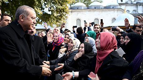 Kemenangan Erdogan, Ahmed Dovutoglu dan AKP Sangat Strategis Bagi Dunia Islam