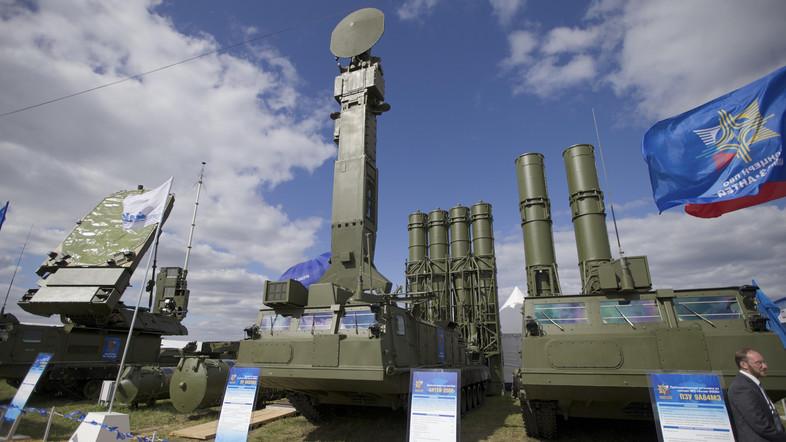 Rusia Memasok Rudal S-300 Kepada Iran, dan Ancaman Bagi Negara Arab Teluk