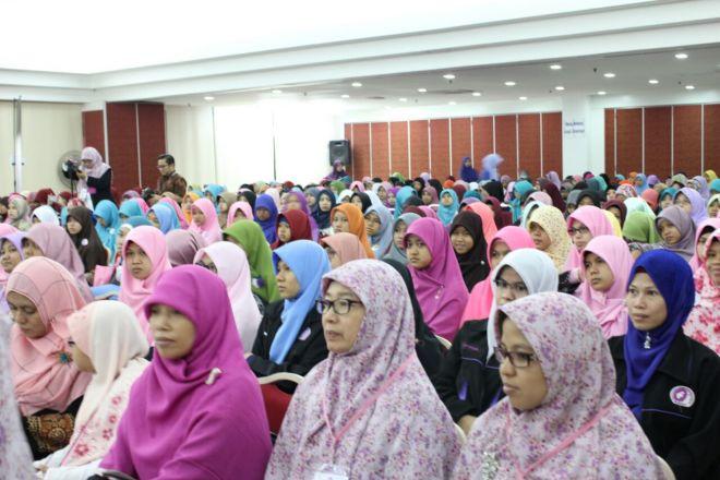 Seminar Nasional Kemuslimahan :Muslimah Pendobrak Peradaban 