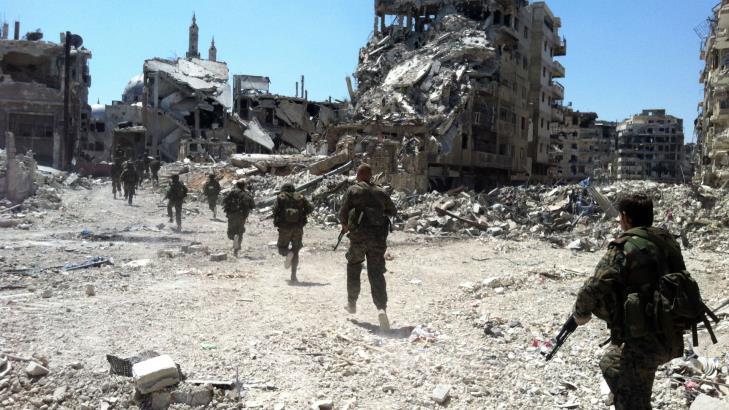 Dengan Dukungan Serangan Udara, Pasukan Rezim  Bashar Menyerang Hama dan Hom