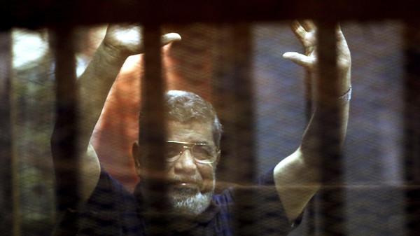 Mengapa Pengadilan Mesir Menunda Keputusan Hukuman Mati Mursi?