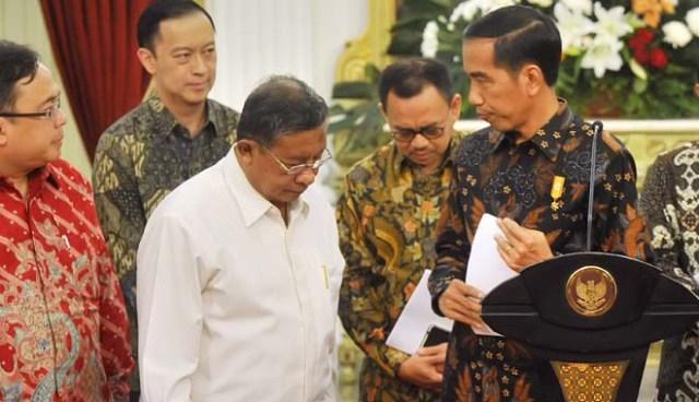 Paket Ekonomi Jokowi Seperti Komik Berjilid-Jilid, Tapi Tak Menyentuh Rakyat Jelata