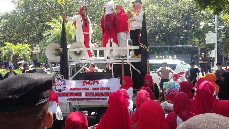 The Power of Emak-emak