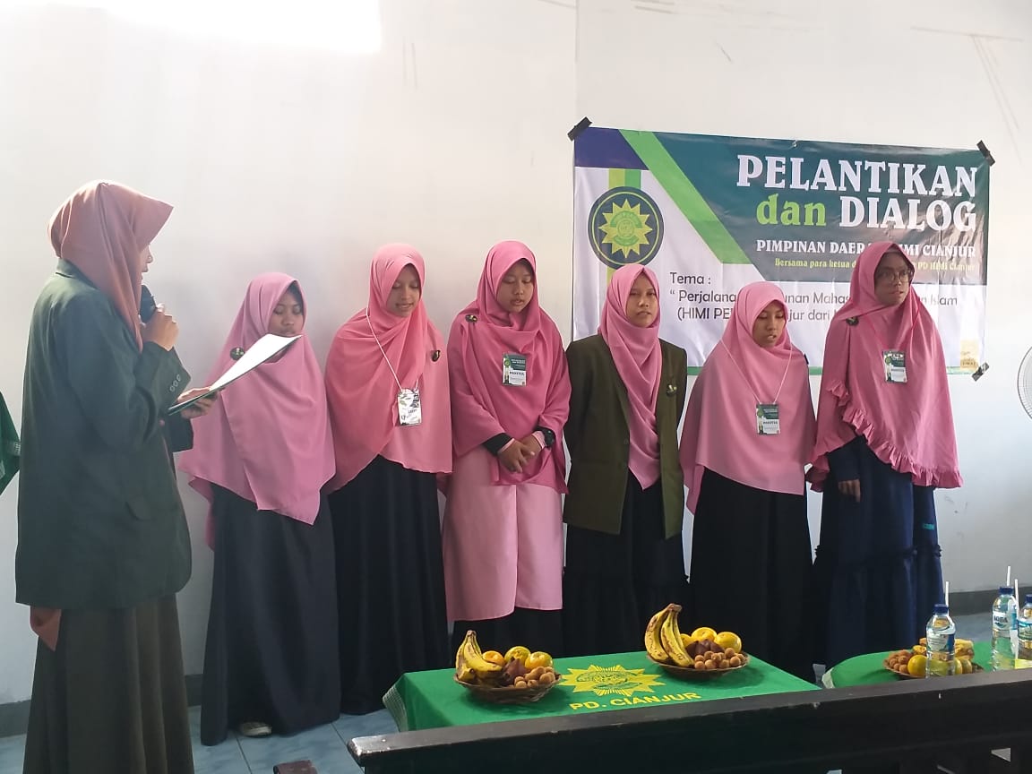 Hadiri Pelantikan, Ketum Awal Himi Persis Cianjur Dorong Pengurus Baru Agar Giat Berdakwah 