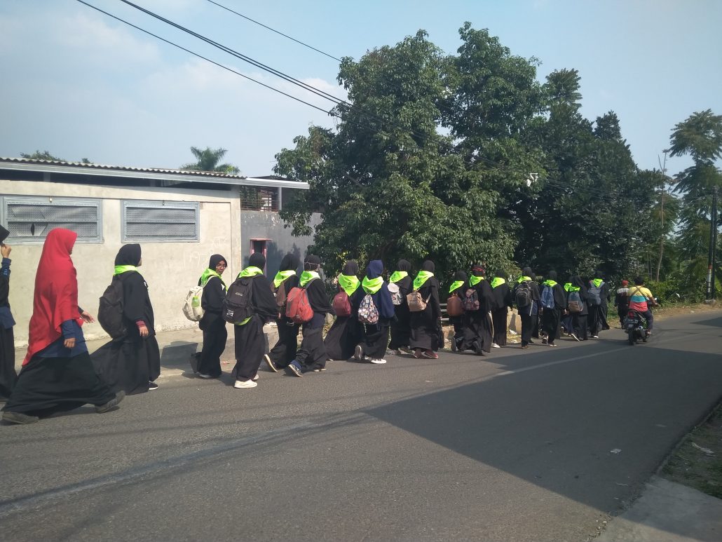 Longmarch, Cara Hilangkan Rasa Malas pada Santri Akhlak Plus Wirausaha 