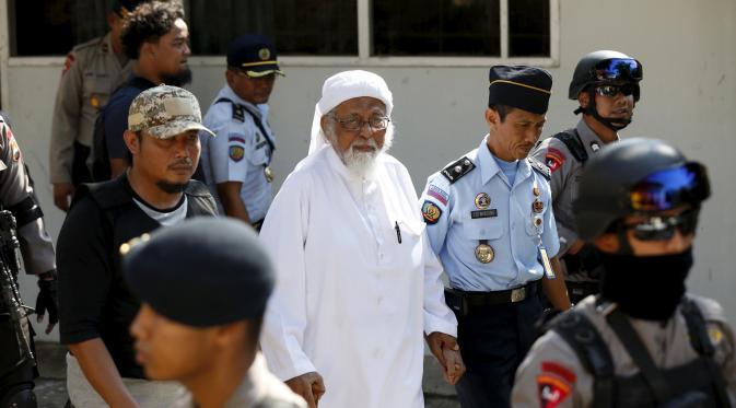 Ustadz Abu Bakar Ba'asyir Akhirnya Dipindahkan dari Nusakambangan