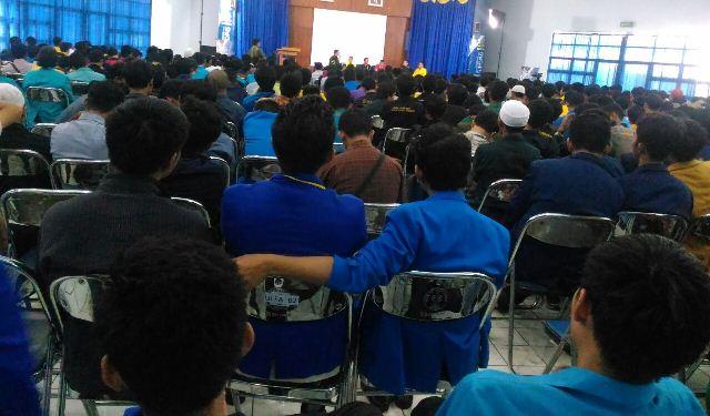 Aktivis Dakwah Kampus Bincang Permasalahan Islam dalam Simposium Nasional di Bogor 