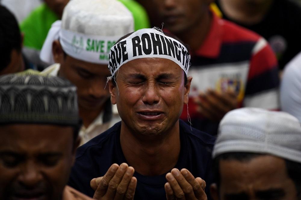 Harta Qarun di Rohingya Jadi Nestapa