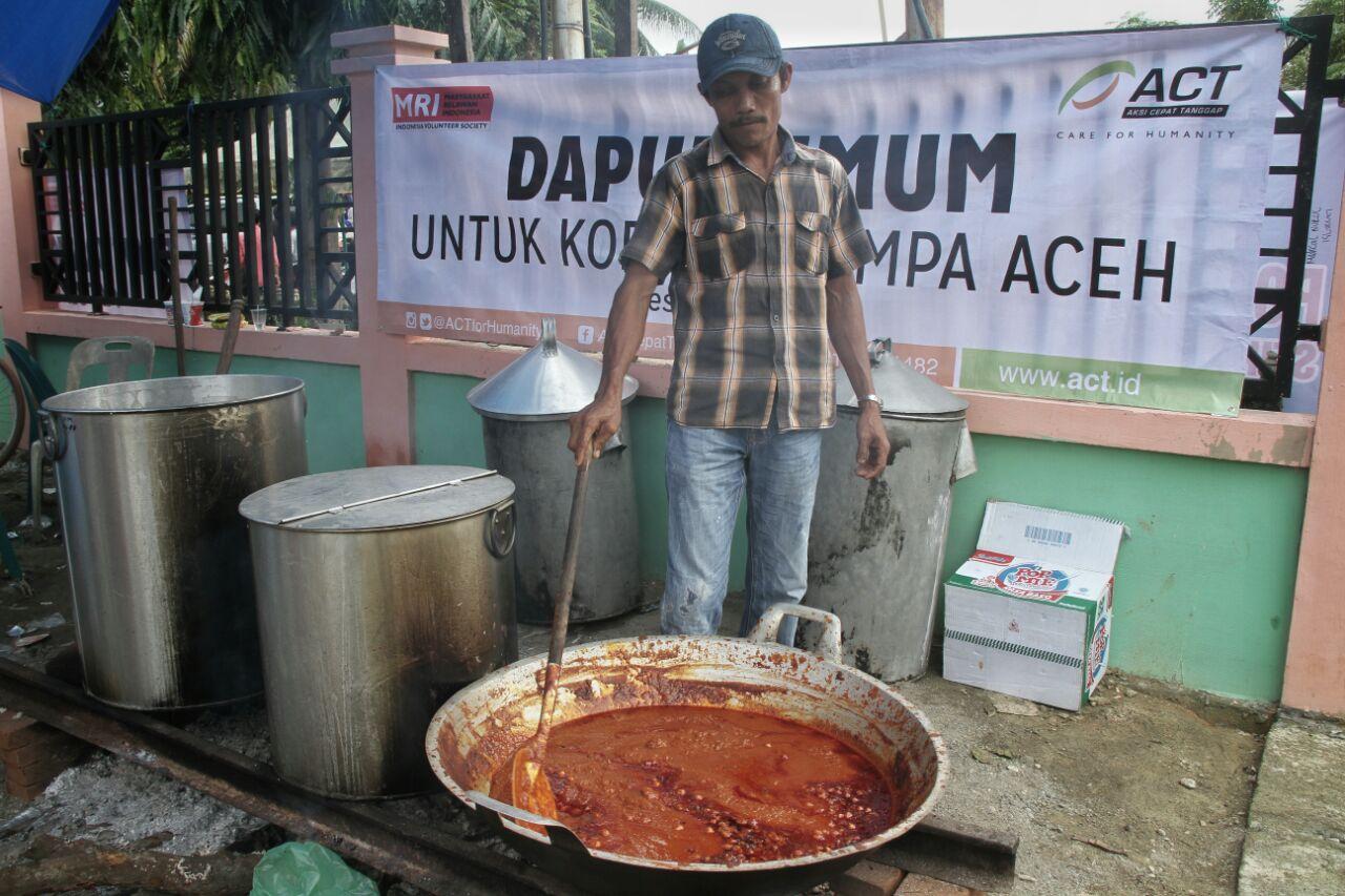 Dapur Umum ACT Suplai Kebutuhan Makan Korban Gempa Pidie Jaya