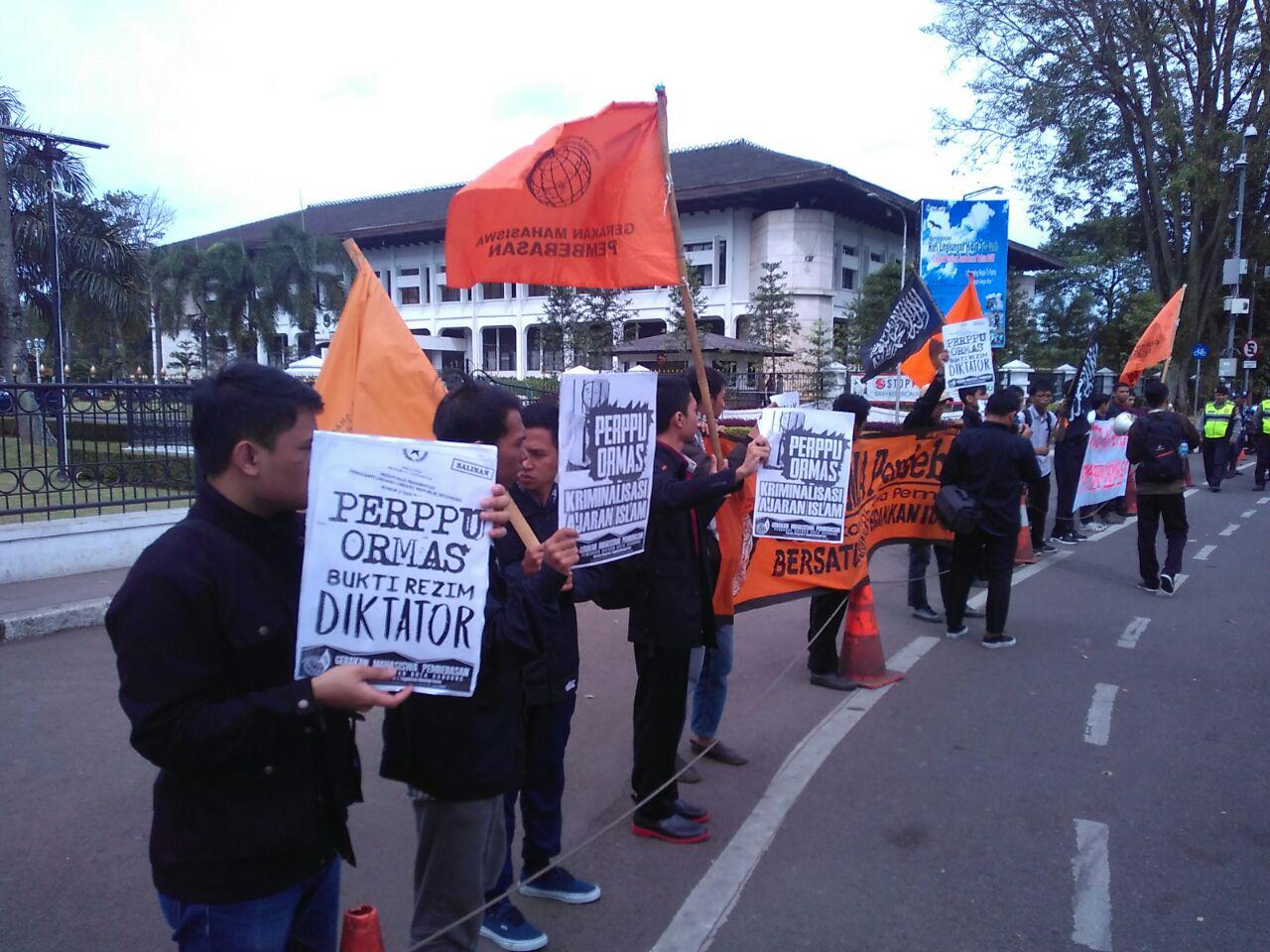 Mahasiswa Jawa Barat Menolak Keras Perppu Ormas